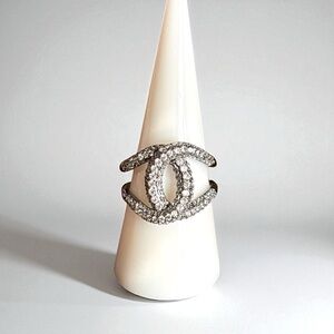 The Harlow Ring by Bomb Party